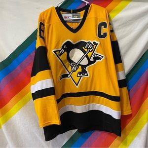 Pens Jersey